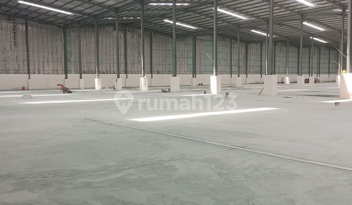 Warehouse for Rent in Sepatan, Can Be Used According to Needs Warehouse for Rent in Sepatan, Can Be Used According to Needs