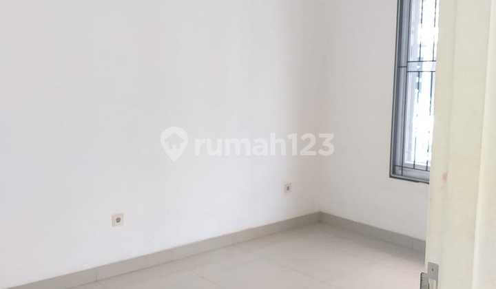 Disewakan Rumah di Green Lake City Cluster Amerika Latin 2