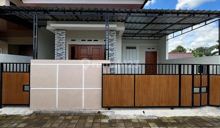 Istimewa!!! Rumah Baru Luas Di Dekat Jec, Jl. Wonosari, Rs Harjolukito, Banguntapan 1