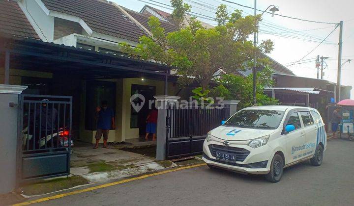 Rumah Bagus Furnished Di Bolon Colomadu Solo 2