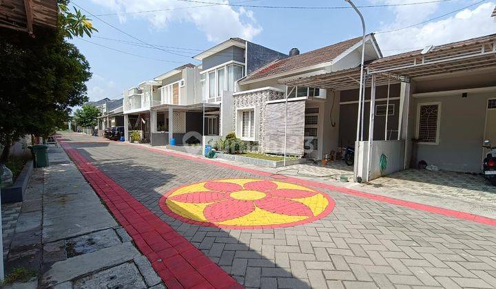 Rumah Bagus Minimalis Lokasi Cluster Elite Di Colomadu 2