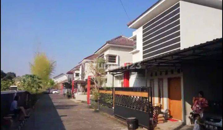 Rumah Bagus Siap Pakai
( Semi Furnished )
di  Perumahan Di Gawanan, Colomadu, Solo
 1