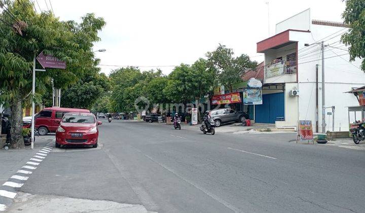 Disewakan Ruko 2 Lantai Dekat Graha Saba Buana Banyuanyar Banjarsari Solo 2