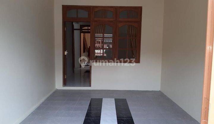 Rumah Bagus 2 Lantai Di Kartasura Solo 2