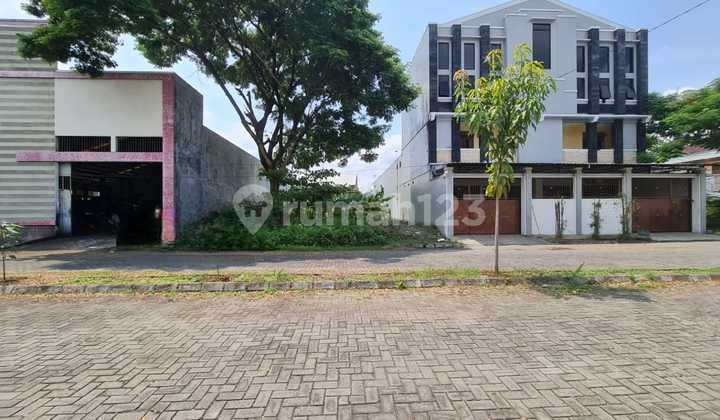 Spacious Land Plot Near The Park Mall and Pakuwon Solo Baru