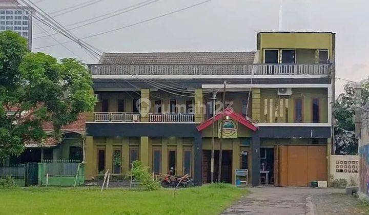 Rumah Bagus 3 Lantai Siap Pakai Di Solo Baru 1