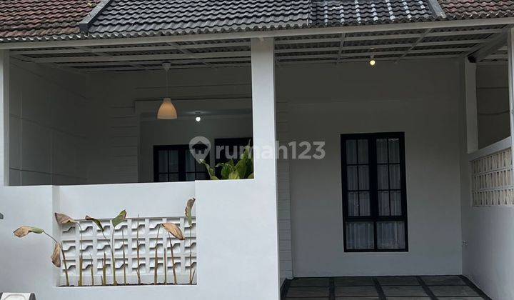 kan Rumah Tinggal di Dalam Komplek Sistem Keamanan 24 Jam