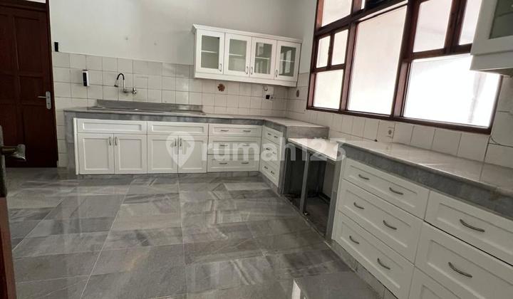 Disewakan Rumah Di Kemang Bisa Untuk Kantor 2