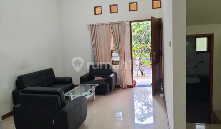 For Rent 2-Story House Pesona Khayangan Depok Fully Furnished For Rent 2-Story House Pesona Khayangan Depok Fully Furnished