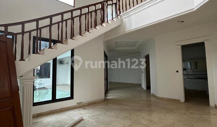 Disewakan Rumah Bisa Untuk Kantor Di Ampera  2