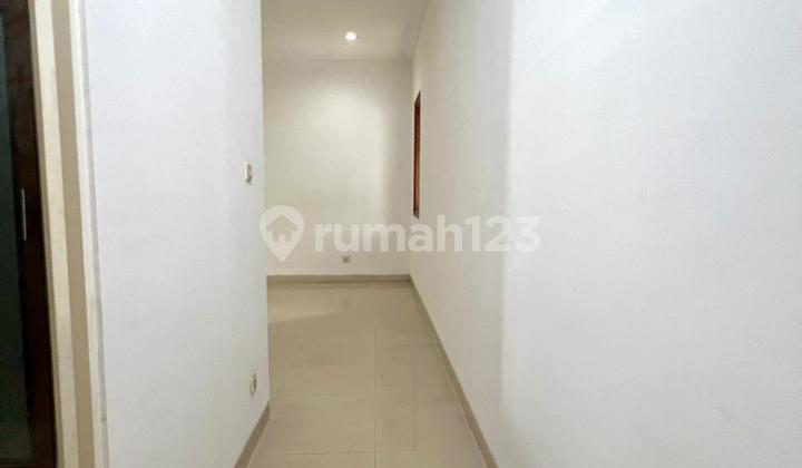 Dijual Rumah Cantik Nuansa Bali Dalam Town House Lebak Bulus 2