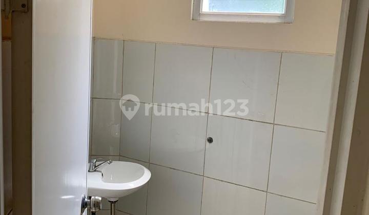 For Rent: New Shop House in Lenteng Agung, South Jakarta For Rent: New Shop House in Lenteng Agung, South Jakarta