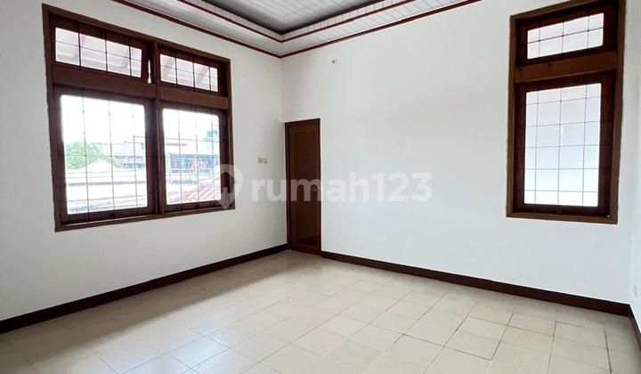 For Rent House / Office in Pejaten 2 Floors Ready to Occupy
