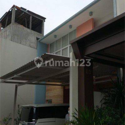 Dijual Rumah Bagus Lt 167m² Di Kramat Jati Jakarta Timur  2