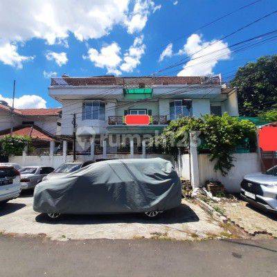 Dijual Rumah Shm Lt 306m² Di Jatinegara Jakarta Timur  1