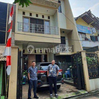 Dijual Rumah Bagus Lt 142m² Di Cipayung Jakarta Timur  1