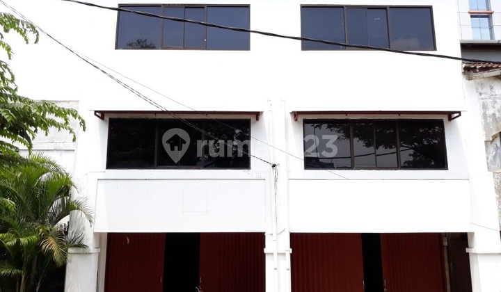 For Rent 2 Adjacent Shophouses in Ancol