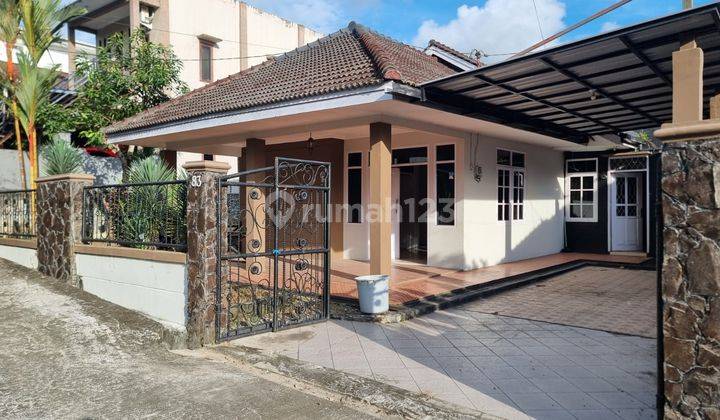 Rumah Dengan Luas Tanah 300m2 Bumi Rengganis Balikpapan 1