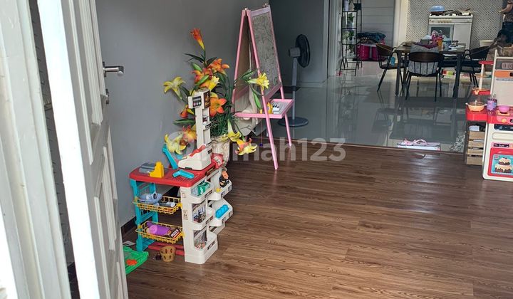 DIJUAL : RUMAH DI TAMAN RATU INDAH. JKT BARAT. LT ( 10 X 18 ) = 180 M2. 2 LANTAI. LB ( 225 M2 ). SHM. Hrg 3.5 M - nego DIJUAL : RUMAH DI TAMAN RATU INDAH. JKT BARAT. LT ( 10 X 18 ) = 180 M2. 2 LANTAI. LB ( 225 M2 ). SHM. Hrg 3.5 M - nego