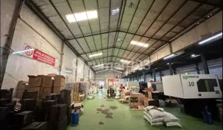 Dijual Gudang  Salembaran Kosambi Tangerang Dadap Uk : 15 x 100 m2 Lt : 1.500 m2 Lb : 1.500 m2 Harga : 15M nego  SHGB Harga : 15M Akses Kontainer 40 feet Lokasi strategis 