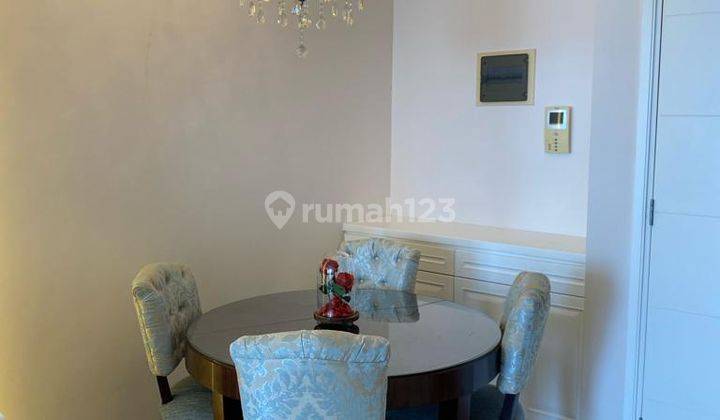Di Jual Apartment Ancol mansion. Lantai 27.   KT : 2 +1 kamar. Luas 132 m2 View Bagus Hadap Laut. Harga 2,1 M nego 2