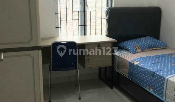 For Sale: HOUSE IN TAMAN PARAHIYANGAN 2 LIPPO KARAWACI TANGERANG, Land Area: 120 M2, Building Area: 160 M2; 2 STORIES, CERTIFICATE OF OWNERSHIP, FACING: NORTH, PRICE: 2.6 BILLION 2