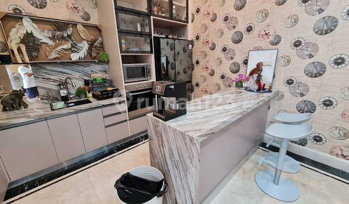 Dijual Rumah Jimbaran Daan Mogot Baru Lt.273m2 lb.480m2  PLN 11.000 watt PAM Hadap Timur BR 5+1 kamar mandi 5+1, lantai full marmer Harga: 6,5M nego tipis 2