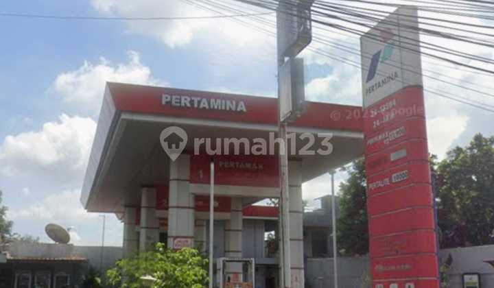 For Sale: Gas Station Next to Pinang Ranti Busway Terminal, Pondok Gede, East Jakarta
License Validity: Approximately 15 Years, Recently Extended (Until 2025)
Operational Condition: Still Running
Number of Dispensers: 6 Units
Fuel Types: Pertalite, Pertamax, Diesel
SHM Land Area: 1,100 m2
Price: 25 Billion (Negotiable) For Sale: Gas Station Next to Pinang Ranti Busway Terminal, Pondok Gede, East Jakarta
License Validity: Approximately 15 Years, Recently Extended (Until 2025)
Operational Condition: Still Running
Number of Dispensers: 6 Units
Fuel Types: Pertalite, Pertamax, Diesel
SHM Land Area: 1,100 m2
Price: 25 Billion (Negotiable)