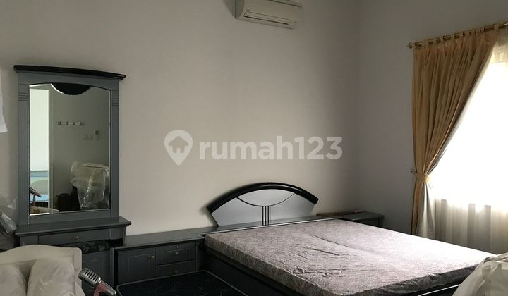 Dijual Rumah Siap Huni di Ancol (Cluster Marina) Hadap Utara, LT 470/ LB 600, 2 Lantai, 4 BR, Semi Furnish, 4 Kt, 3Km, , Kusen, Pintu dan Jendela Dari Kayu Jati, Lantai Granite, Pagar Besi Tempa, Harga 9M Nego 2