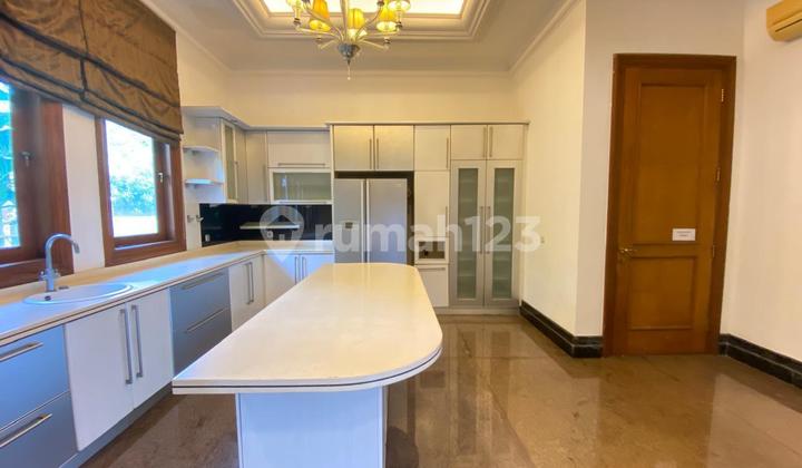  Dijual Rumah Mewah Di Mega Kuningan Jakarta Selatan Lt 1200 M2 Lb 1200 M2. Kt Tidur 6, Km 6 Listrik 41.500watt Hadap Timur, Harga 92 M Nego