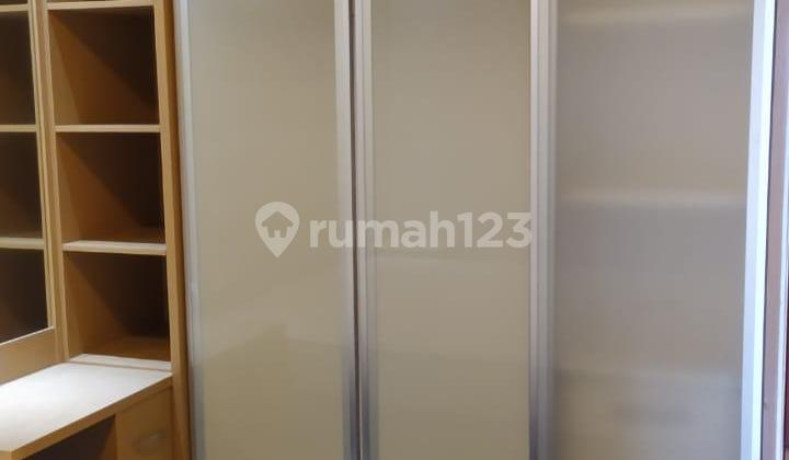 Dijual Apartment Thamrin Residence Lt 85 M2 2 BR 2 Km Ada Special Port untuk Parkir. Harga 1.9 M Nego 2