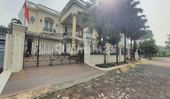 Dijual Rumah Mewah 2 Lantai Di Jl. Jeruk Utama, Taman Kebon Jeruk, Intercon, Jakarta Barat. Luas Tanah 20x40 (800m2)/ Luas Bangunan 1100m2 Kt 5+2. Km 5+1 Listrik 33.000w. Air Pam Sertifikat Shm * Harga 29.9 M Nego*