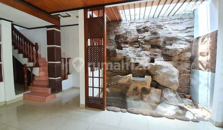 Rumah citra garden 1 Lt : 200 m² (10x20 m) Lb : 225 m² (2 lantai) SHM Kt : 4+1 Km : 3 Hadap utara Harga : Rp 2,7 M - nego Rumah citra garden 1 Lt : 200 m² (10x20 m) Lb : 225 m² (2 lantai) SHM Kt : 4+1 Km : 3 Hadap utara Harga : Rp 2,7 M - nego