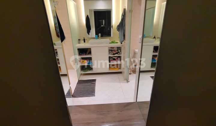 Dijual Apartment  di Ancol Mansion  Lantai 29 Tower Pasific Ocean Ukuran 66 m² Kamar Tidur 1 Kamar mandi 1 View Laut dan Kota. Full Furnished  Hadap Timur Harga 1.2 M nego 2