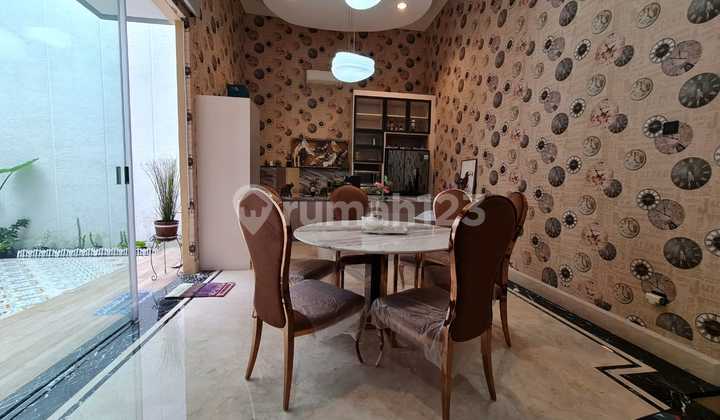 Dijual Rumah Jimbaran Daan Mogot Baru Lt.273m2 lb.480m2  PLN 11.000 watt PAM Hadap Timur BR 5+1 kamar mandi 5+1, lantai full marmer Harga: 6,5M nego tipis 1