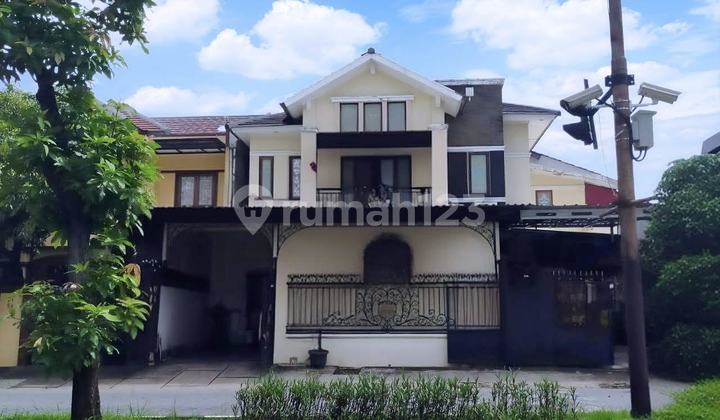 Dijual Rumah Murah di Metro Permata 1. Karang Tengah Tanggerang Hoek. Tingkat 2Lt Boelevard 2 Jalur LT: 298M²( 300M²) LB: 300M² Lantai: Granite Tile 60 X 60 Kamar Tidur : 5 Km/Wc :6 Listrik: 11,000 W Hadap : Barat dan Utara SHM Rp 5,5 M Nego Dijual Rumah Murah di Metro Permata 1. Karang Tengah Tanggerang Hoek. Tingkat 2Lt Boelevard 2 Jalur LT: 298M²( 300M²) LB: 300M² Lantai: Granite Tile 60 X 60 Kamar Tidur : 5 Km/Wc :6 Listrik: 11,000 W Hadap : Barat dan Utara SHM Rp 5,5 M Nego