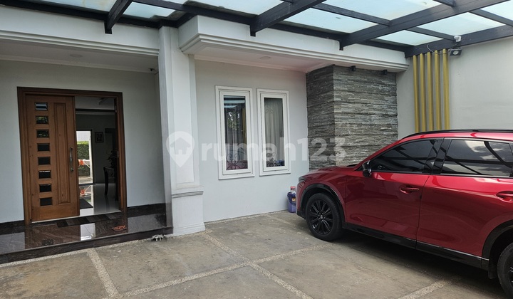 Dijual Rumah Suasana Asri , Tenang Dan Minimalis Modern Di Joglo Kav Hankam Jakarta Barat. Luas Tanah 250 M2 ( 10 X 25 M2) LB 300 M2 Tingkat 2 Lantai Listrik 5500 W Air Tanah Shm Kt : 4 +1 Km : 3+ 1 Semi Furnish Ac, Lemari , Ranjang, Harga 2,9M Nego 1