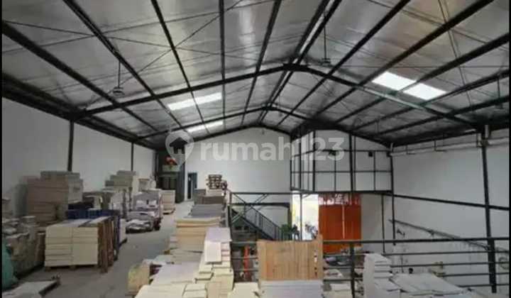 Dijual Gudang Kapuk Sawah Cengkareng - Dekat Pejagalan Uk : 15 X 44,5 M2 Lt : 668 M2 Lb : 600 M2 Shgb 2041 An Pribadi PLN 66.000 W 2 Lantai { Cor Tebal }Lift Barang 3 Ton Mes Karyawan U/ 30Org Cont 20 Ft Bebas Banjir Baru Renov Harga : 12,5M Nego Dijual Gudang Kapuk Sawah Cengkareng - Dekat Pejagalan Uk : 15 X 44,5 M2 Lt : 668 M2 Lb : 600 M2 Shgb 2041 An Pribadi PLN 66.000 W 2 Lantai { Cor Tebal }Lift Barang 3 Ton Mes Karyawan U/ 30Org Cont 20 Ft Bebas Banjir Baru Renov Harga : 12,5M Nego