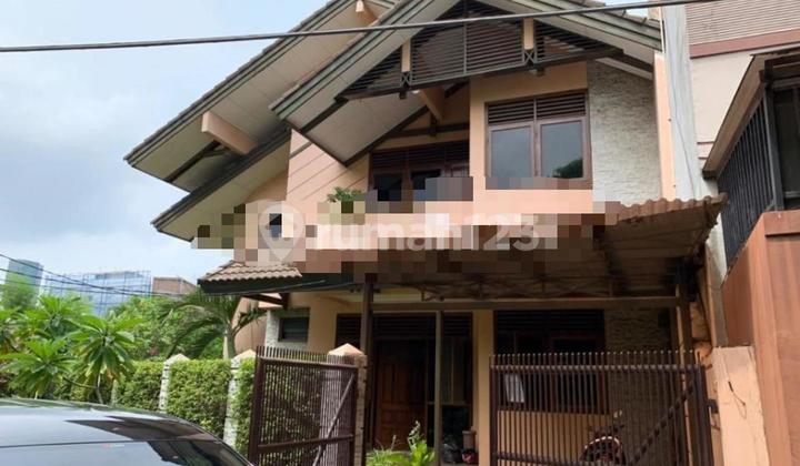 For Sale: House in Taman Aries, South Kembangan, West Jakarta. Corner lot, 2 floors, Land Area 217m², Building Area 300m², 4 Bedrooms, 3 Bathrooms, Electricity 4400w, PAM water, SHM Certificate, Price 4.3m negotiable.