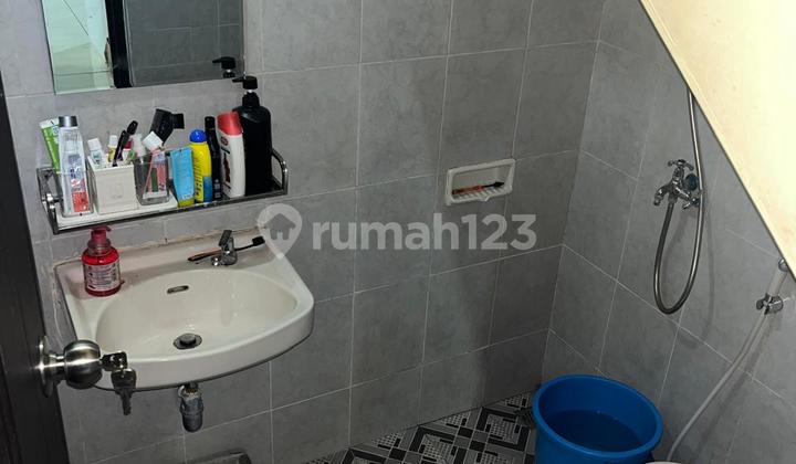 Dijual Rumah 2 Lantai Di Modernland, Tangerang Lt 130m2 / Lb 180m2 Kt 3. Km 3. Surat Shm Harga 2.6 M Nego