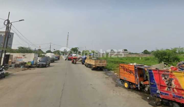 Di Jual Tanah peruntukan Gudang  di Jurumudi Tanggerang Lokasi di sebelah Duta Garden  Luas Tanah 1,1 HA ( 11,000 m2 ) Peruntukan Gudang Harga Rp 11 juta / meter ( exclude ppn 11 % ) Total Harga 121 M nego