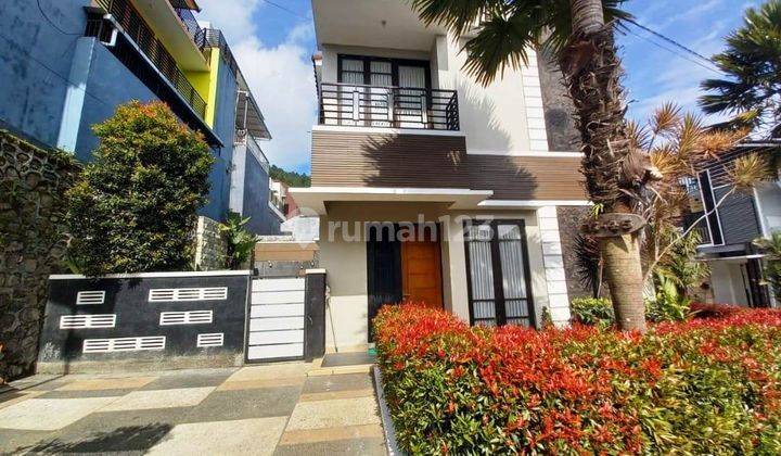 Villa Hook Full Furnished di Kusuma Pinus Abdul Gani Atas Kota Batu 1