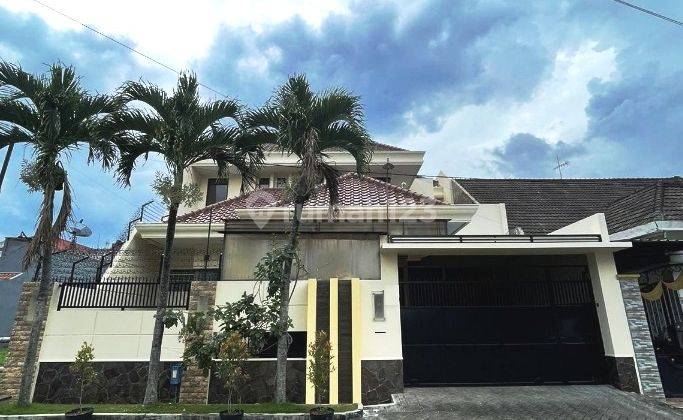 Rumah Modern 2 Lantai di Jl Simpang Dewandaru Suhat Kota Malang 1