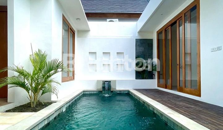 VILLA DESIGN MODERN DI KOMPLEK YANG TENANG DENPASAR BARAT