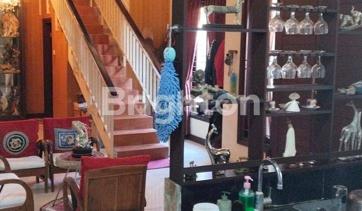 Di  Jual Cepat Rumah Di Nusa Dua Lantai 2 Dengan Lingkungan Yang Nyaman Dan Tenang Rumah Sangat Nyaman  2