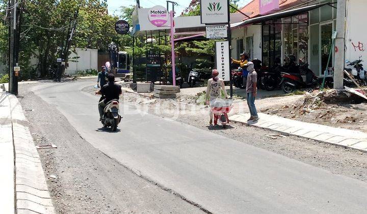 New Shophouses in a Row Canggu Bunbak Strategic Location 2