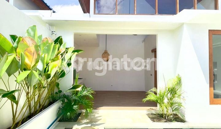 VILLA DESIGN MODERN DI KOMPLEK YANG TENANG DENPASAR BARAT