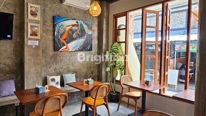 3-STORY SHOPHOUSE IN PRIME LOCATION SUITABLE FOR VARIOUS BUSINESSES IN KUTA 1