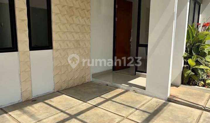 Paling Strategis Rumah 2 Lantai Kota Bekasi