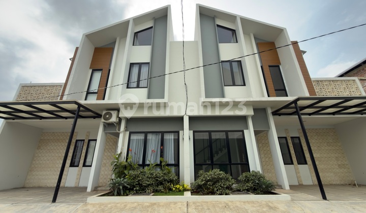 Freeppn 100% Termurah di Kota Bekasi Rumah 2 Lantai 3Kt